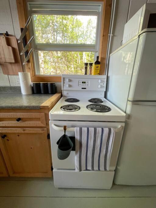 Leland'S Lakehouse Wolfville Bagian luar foto